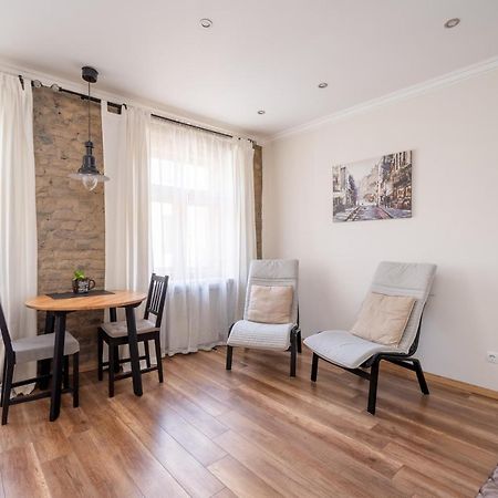 Top-Floor Studio With Courtyard View In Unesco Area, Murnieku Street Residence Riga Exterior foto