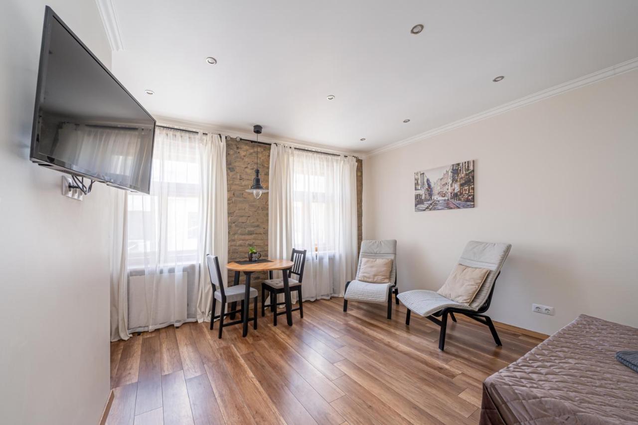 Top-Floor Studio With Courtyard View In Unesco Area, Murnieku Street Residence Riga Exterior foto